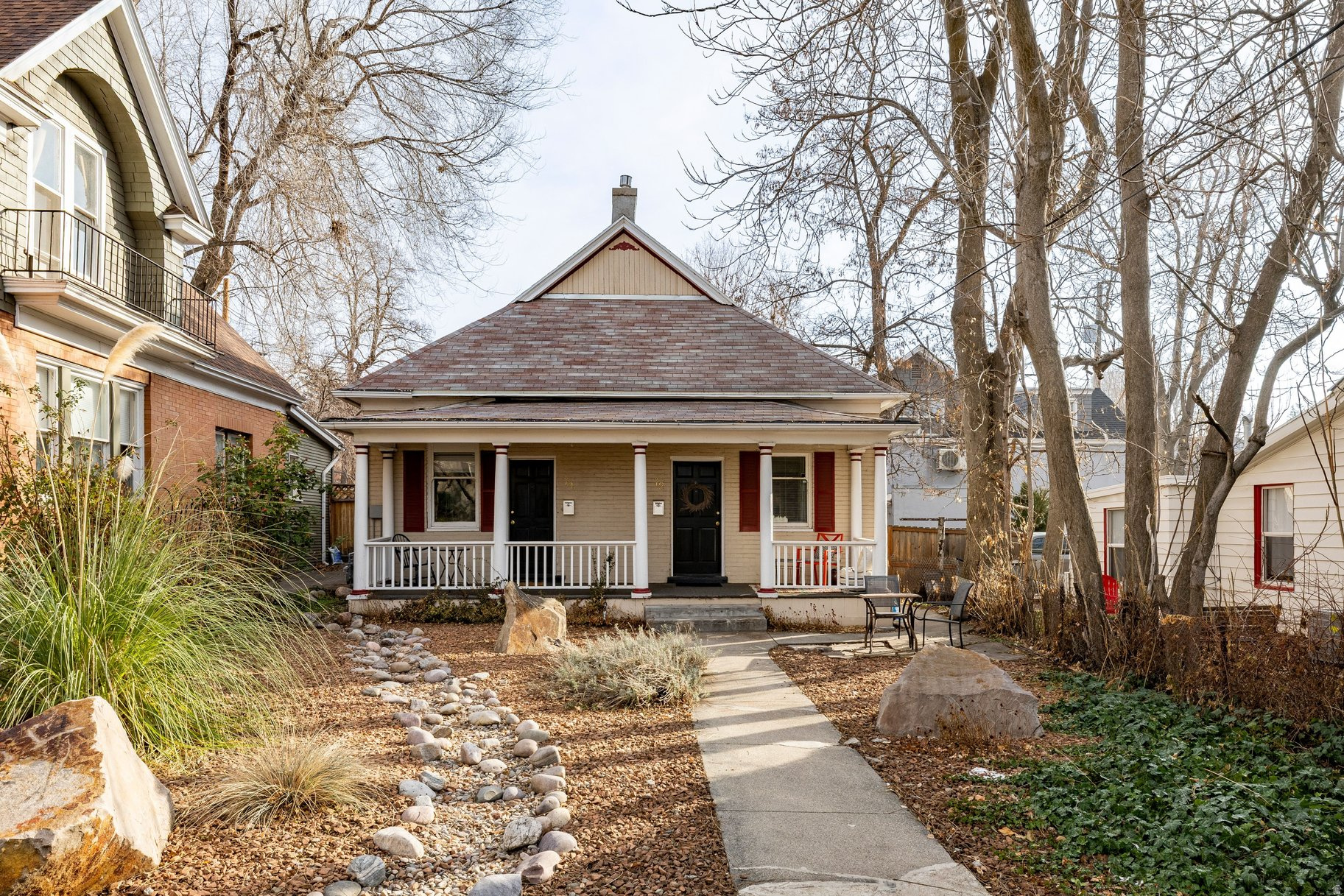 AVENUES - Residential Income