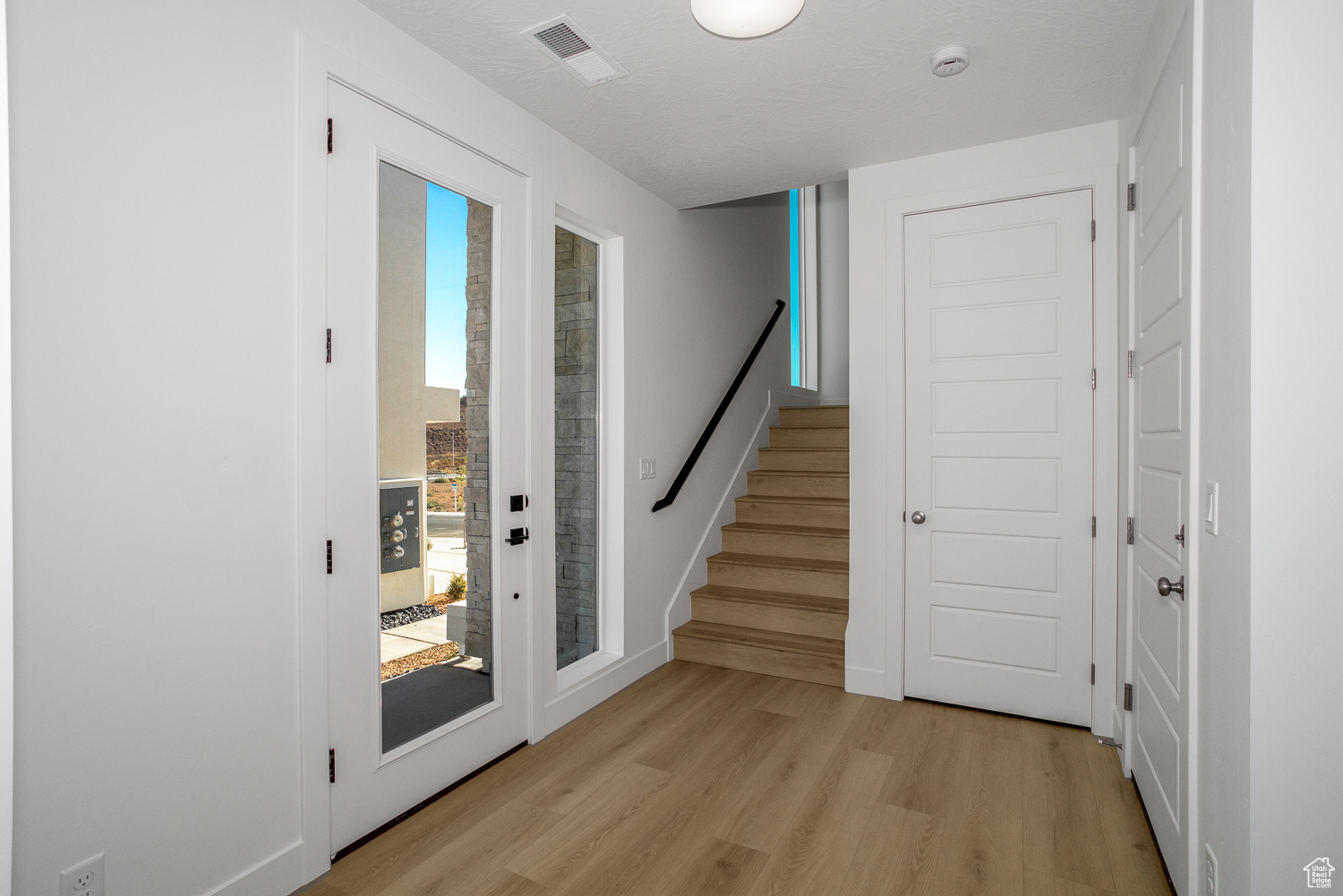 BECCO CREEK TOWNHOMES AT DIVARIO - Residential