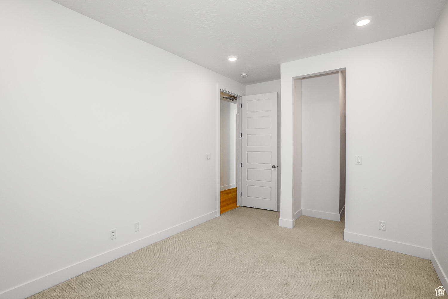 BECCO CREEK TOWNHOMES AT DIVARIO - Residential