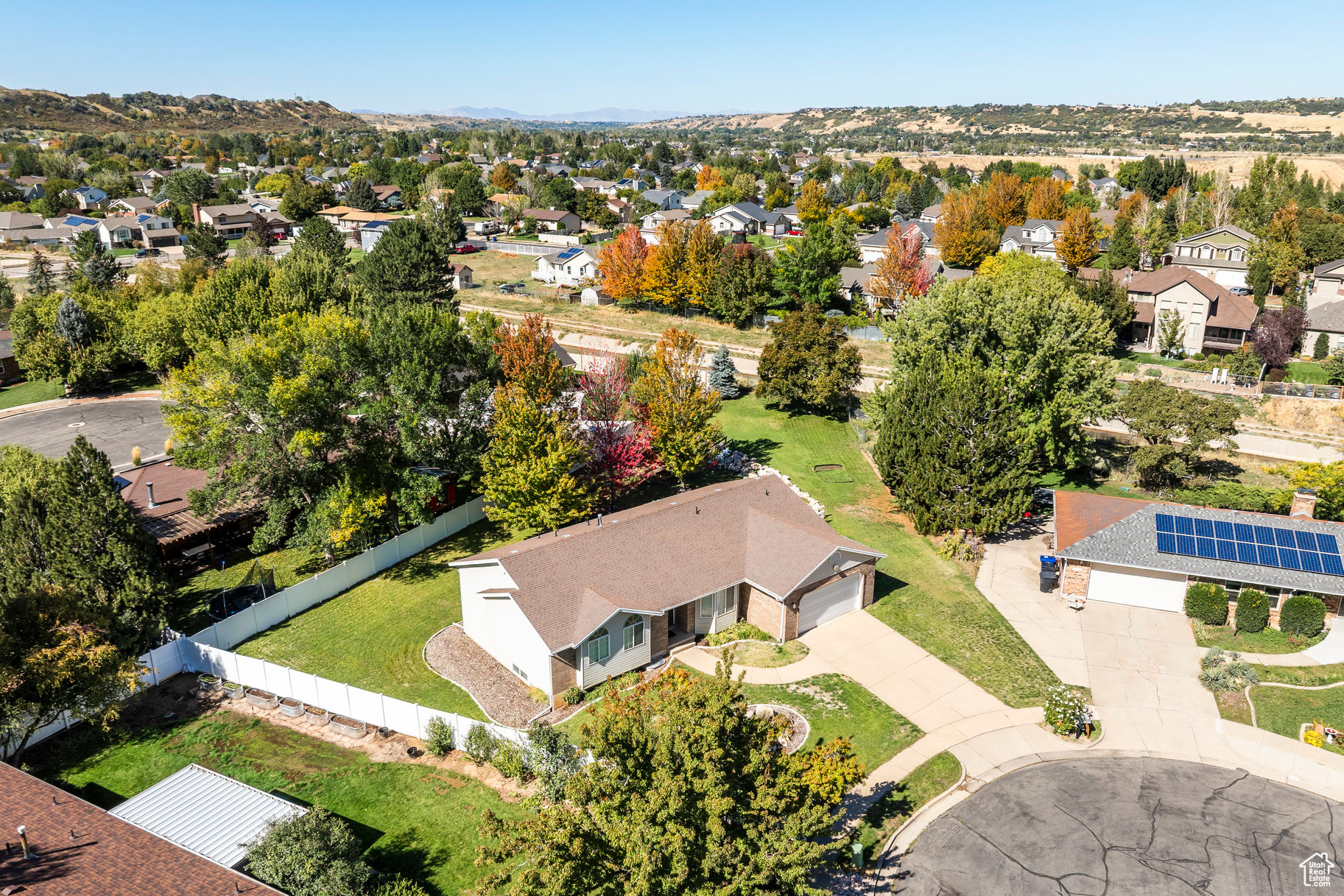 DEER RUN ESTATES - Residential