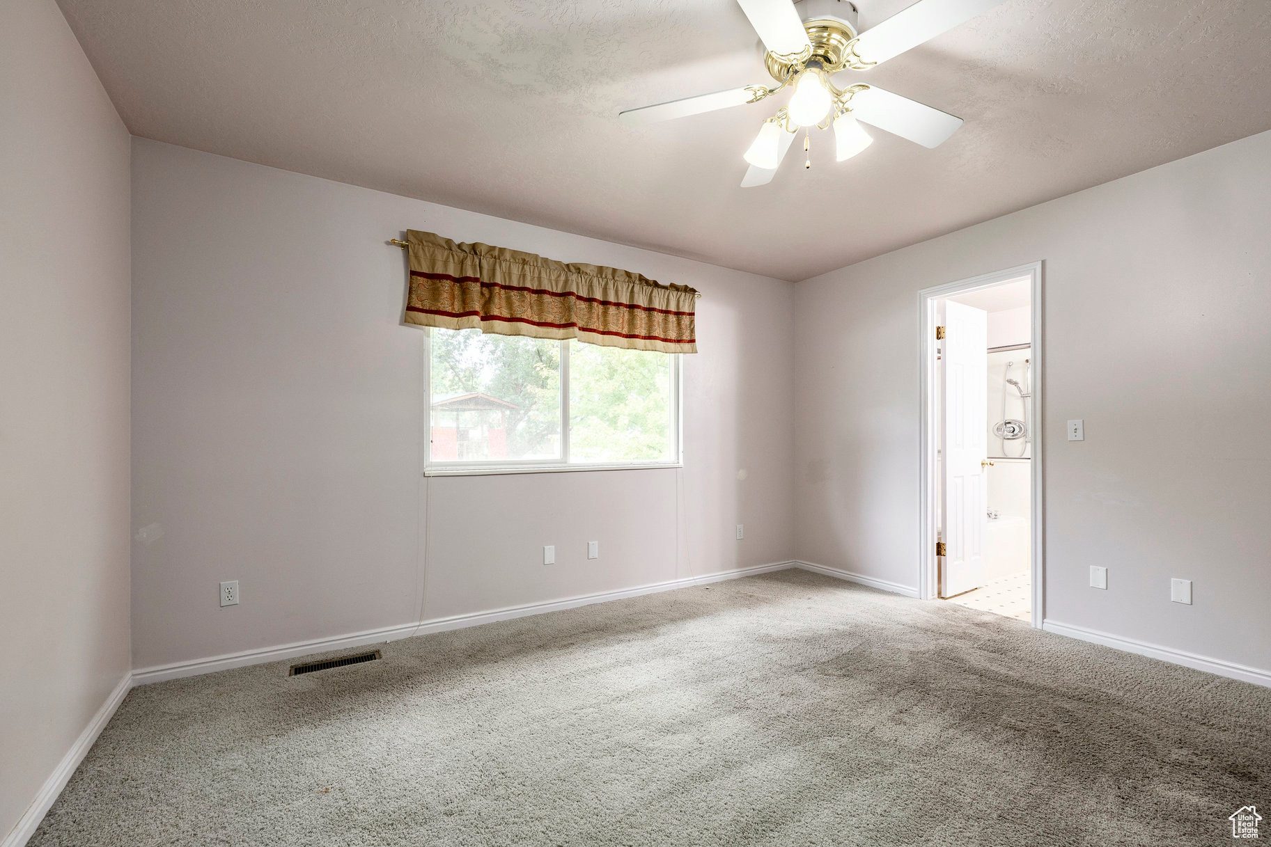 DEER RUN ESTATES - Residential