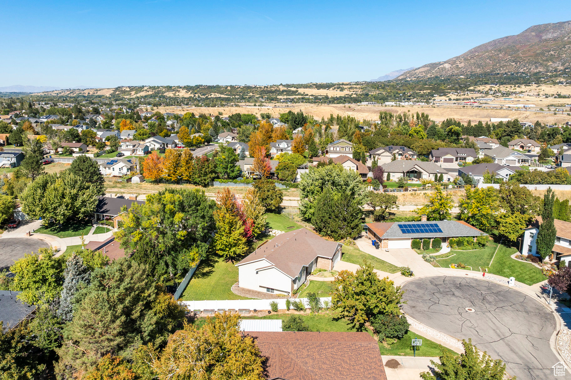 DEER RUN ESTATES - Residential