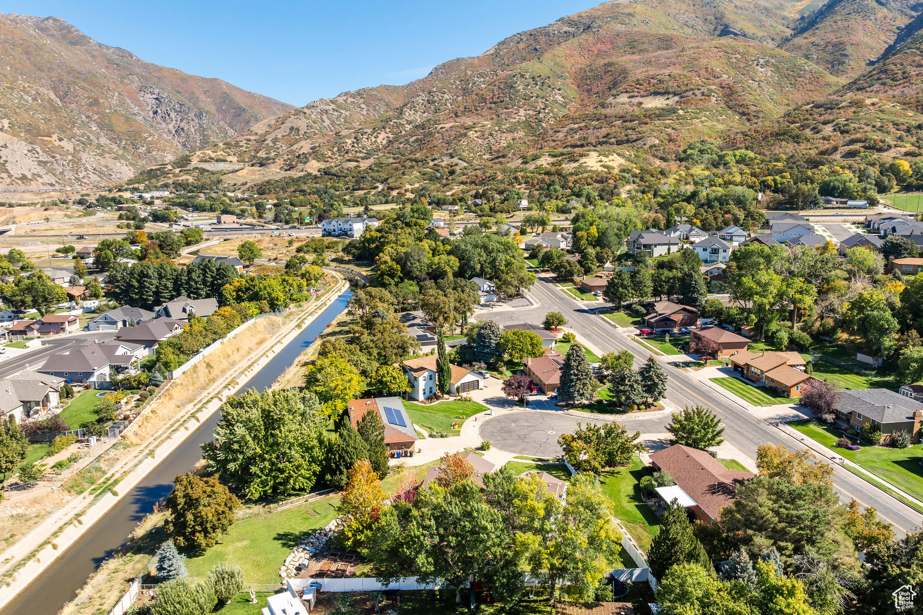 DEER RUN ESTATES - Residential