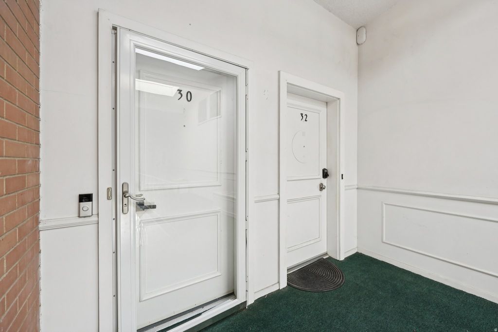 Photo of 2193 E CARRIAGE LN #30, Salt Lake City, UT 84117 (MLS # 2142249)