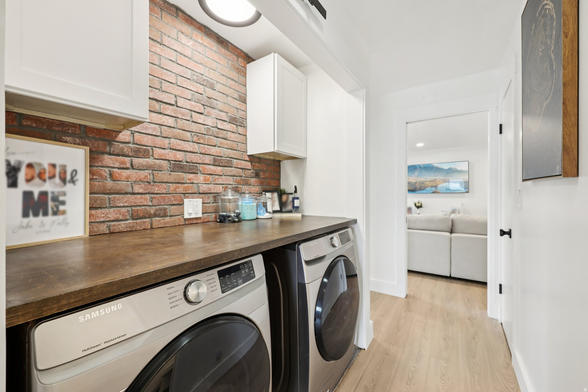 CARRIAGE LANE APT HO - Residential