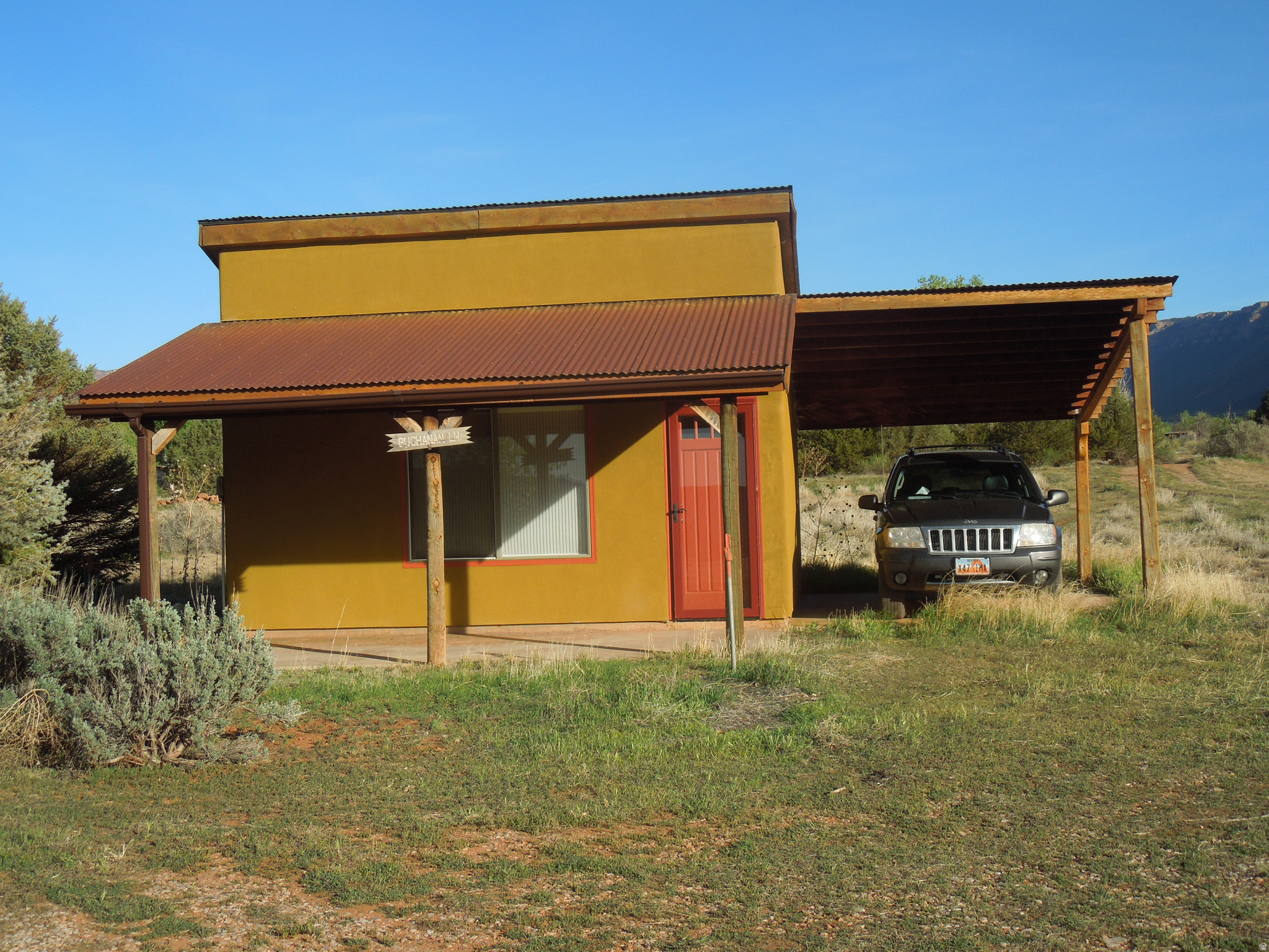 CASTLE VALLEY RIVER RANCHOS - Residential