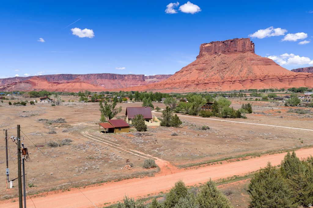 CASTLE VALLEY RIVER RANCHOS - Residential