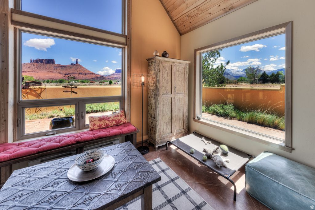 CASTLE VALLEY RIVER RANCHOS - Residential