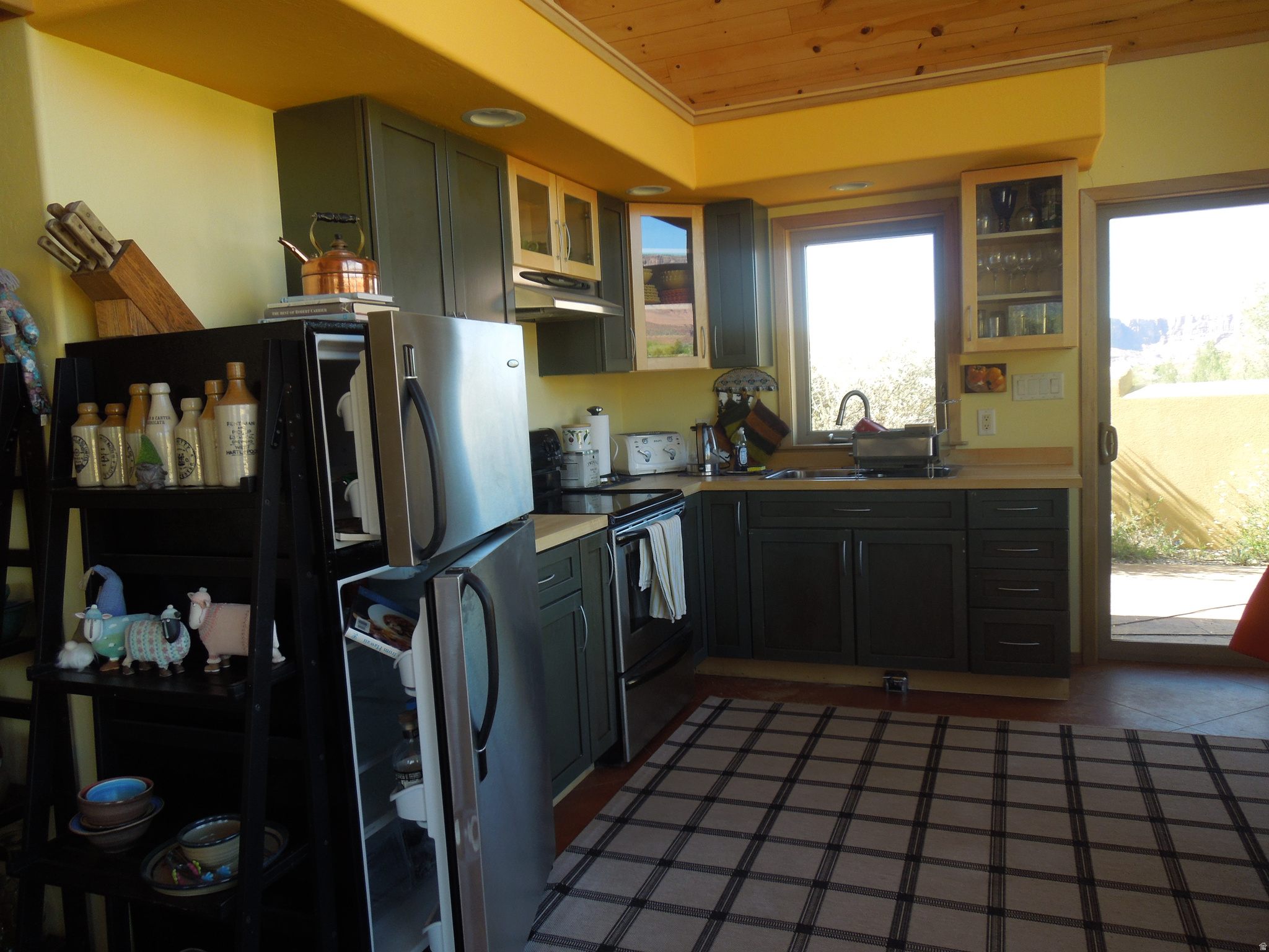 CASTLE VALLEY RIVER RANCHOS - Residential