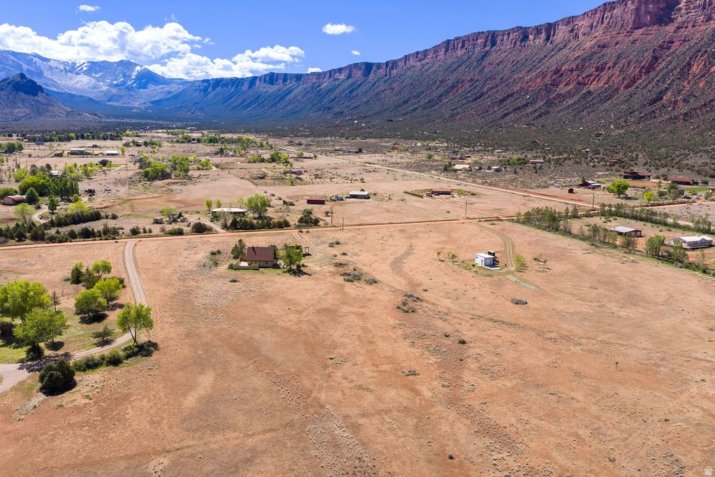 CASTLE VALLEY RIVER RANCHOS - Residential
