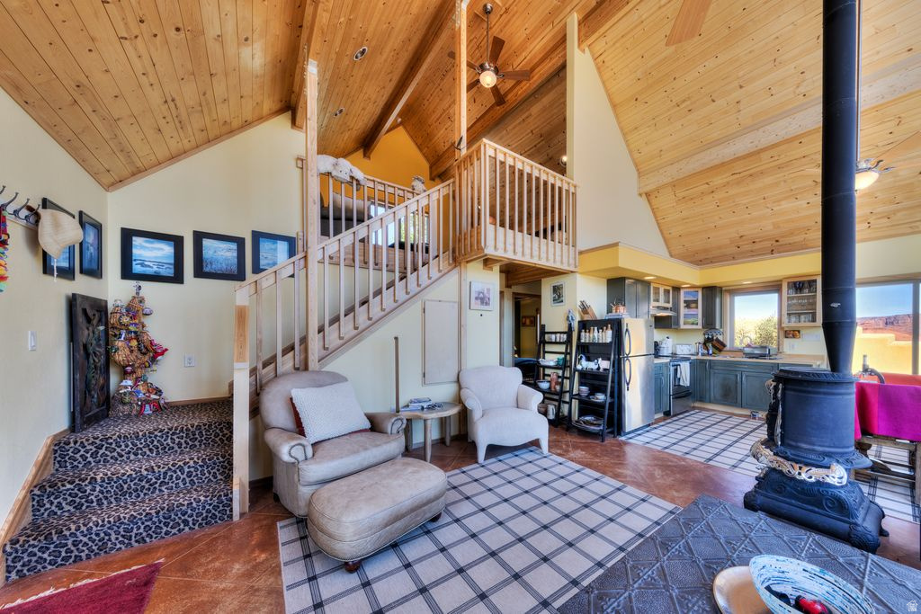 CASTLE VALLEY RIVER RANCHOS - Residential