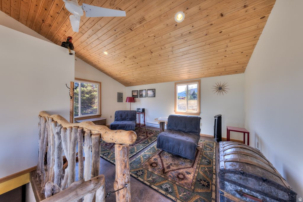 CASTLE VALLEY RIVER RANCHOS - Residential