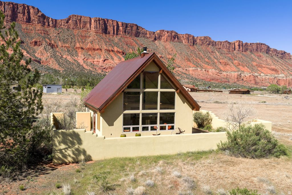 CASTLE VALLEY RIVER RANCHOS - Residential