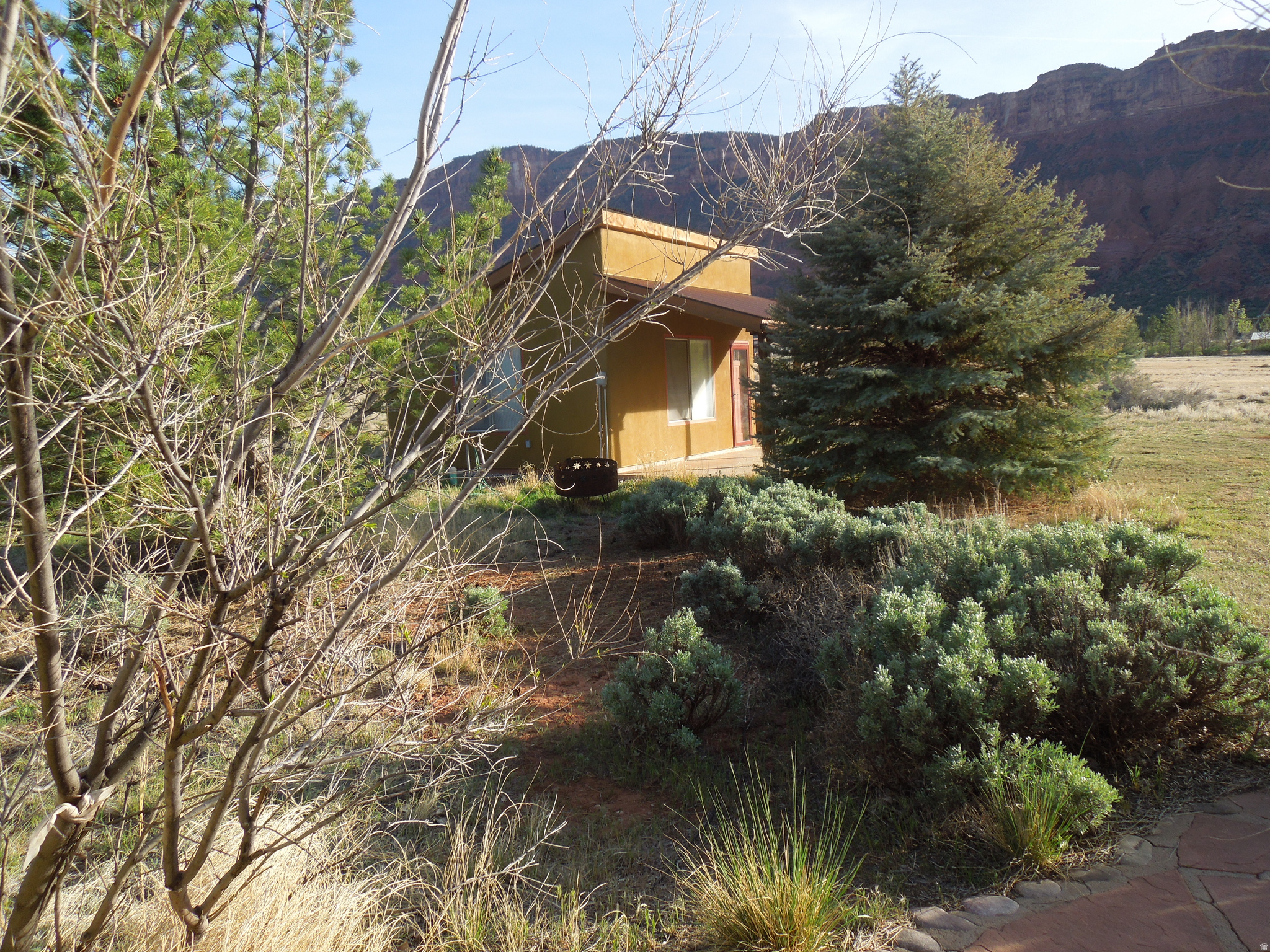 CASTLE VALLEY RIVER RANCHOS - Residential