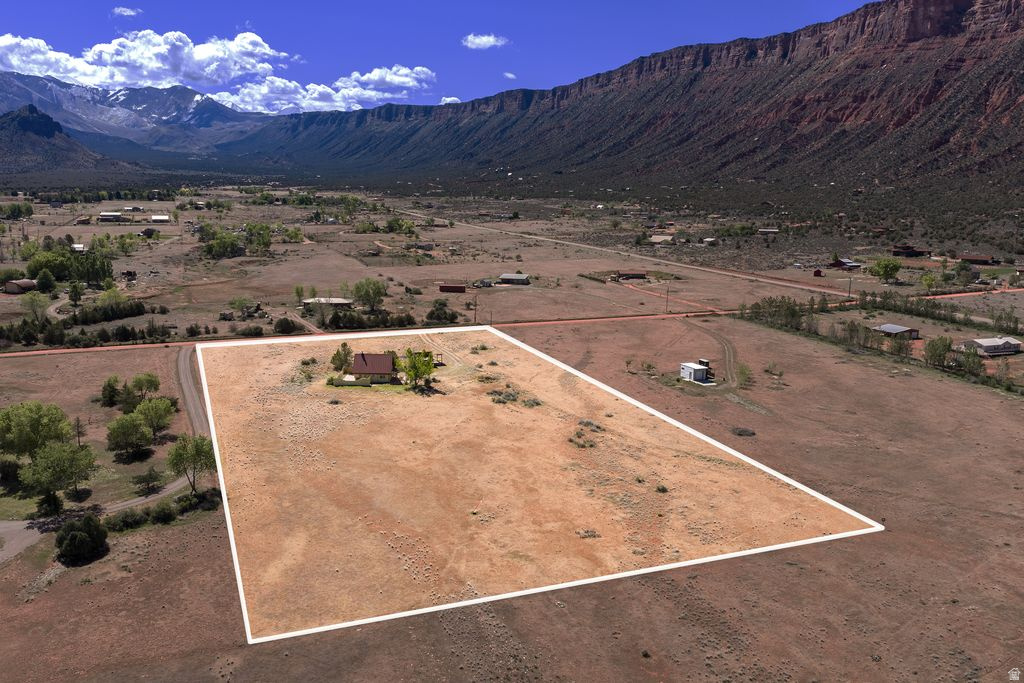 CASTLE VALLEY RIVER RANCHOS - Residential