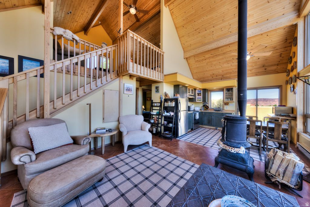 CASTLE VALLEY RIVER RANCHOS - Residential