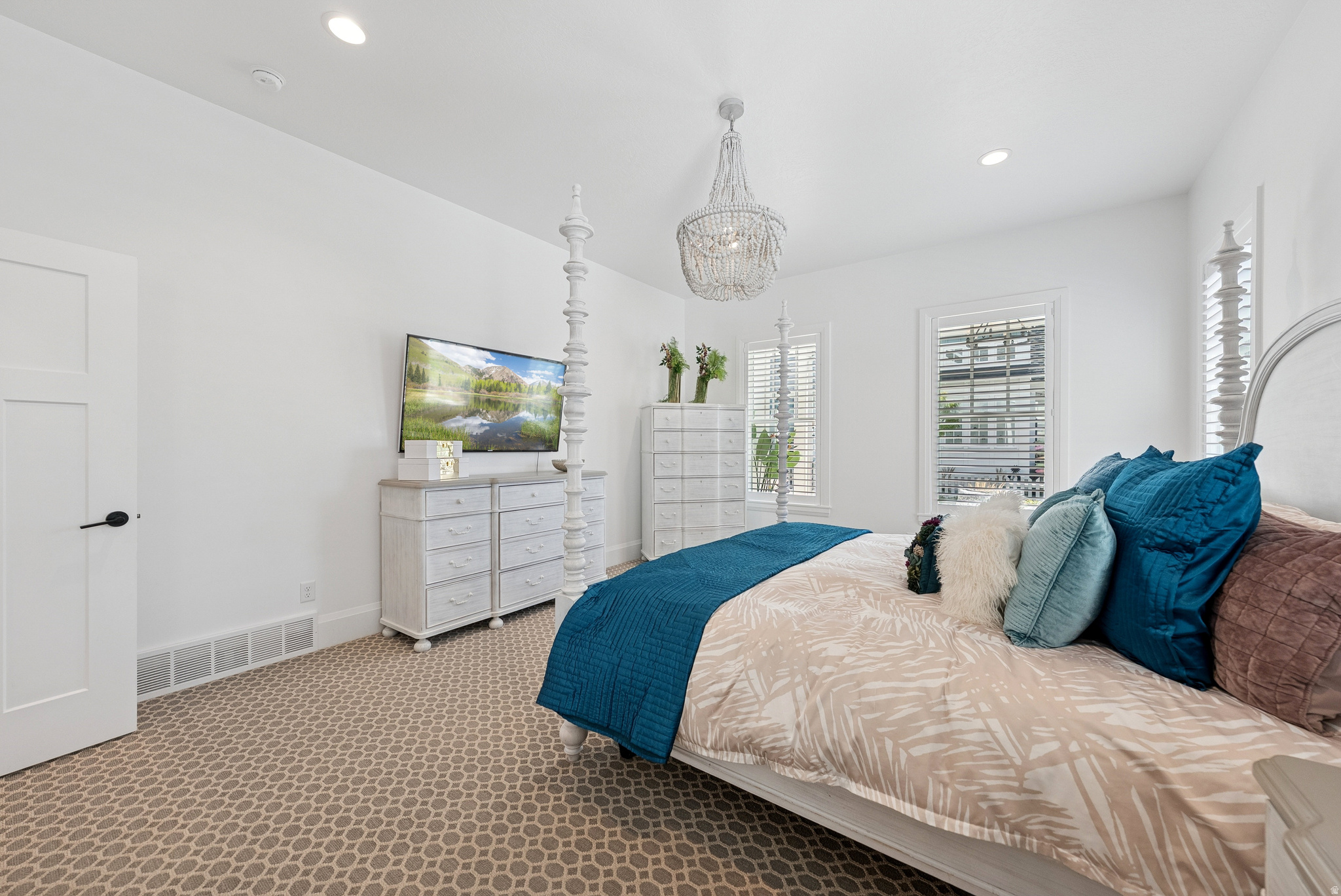 DAYBREAK - Residential