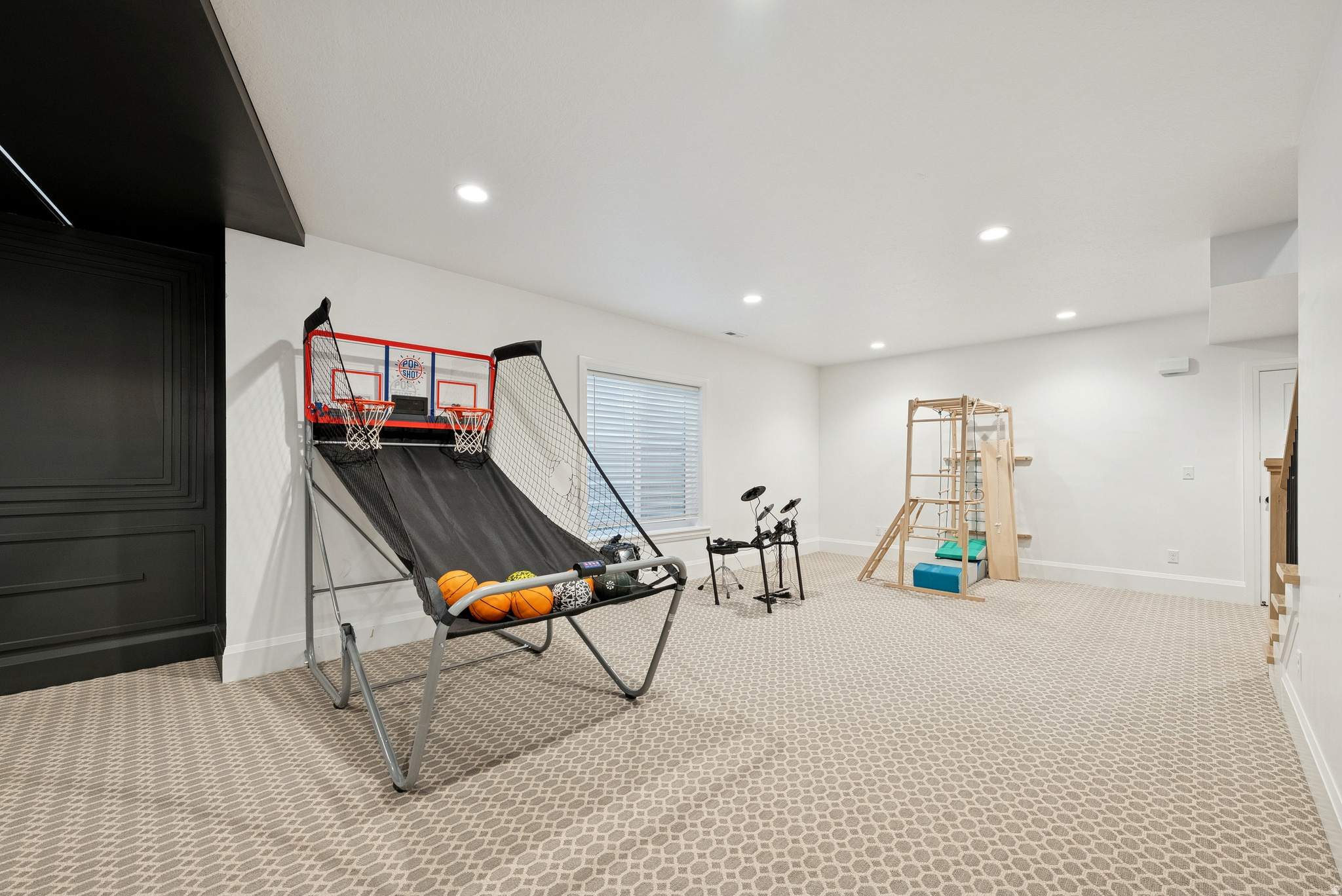 DAYBREAK - Residential