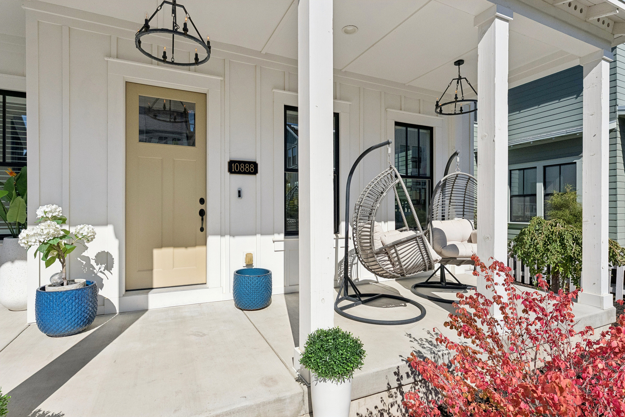 DAYBREAK - Residential