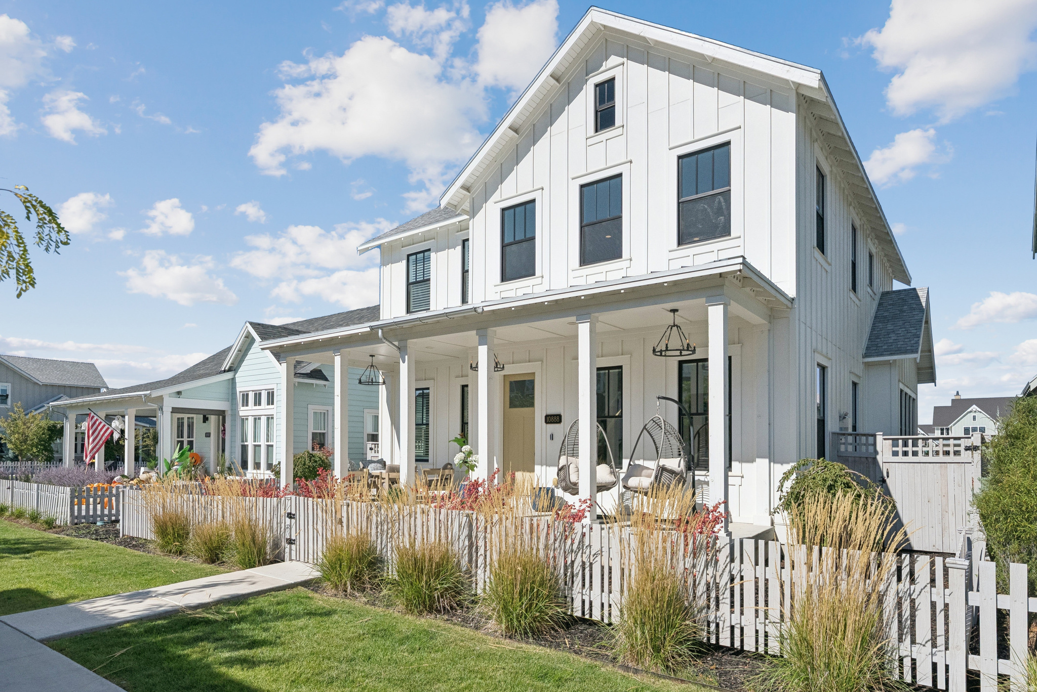 DAYBREAK - Residential