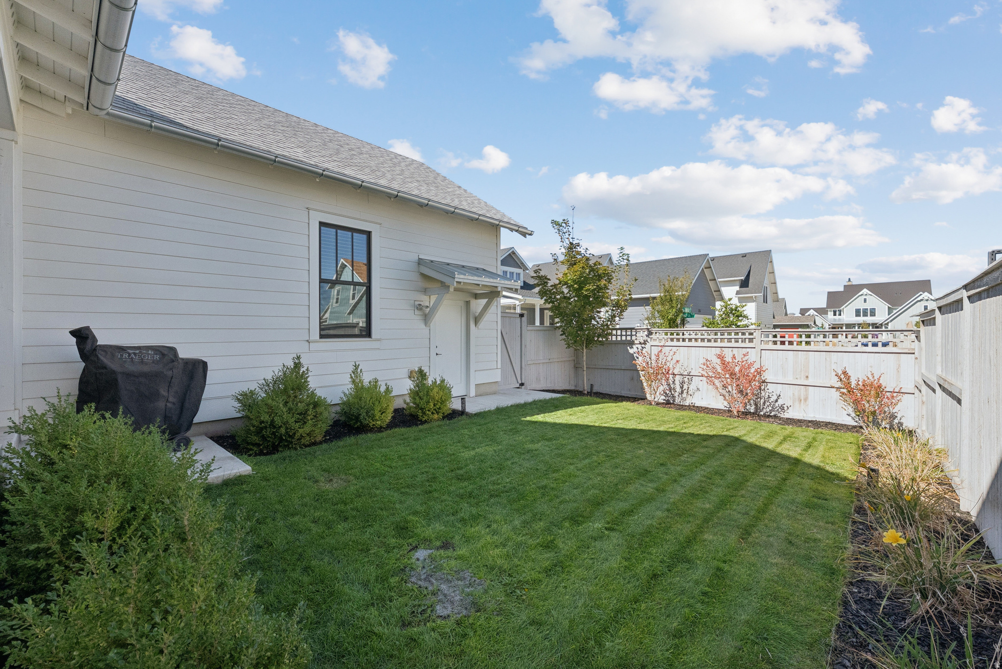 DAYBREAK - Residential