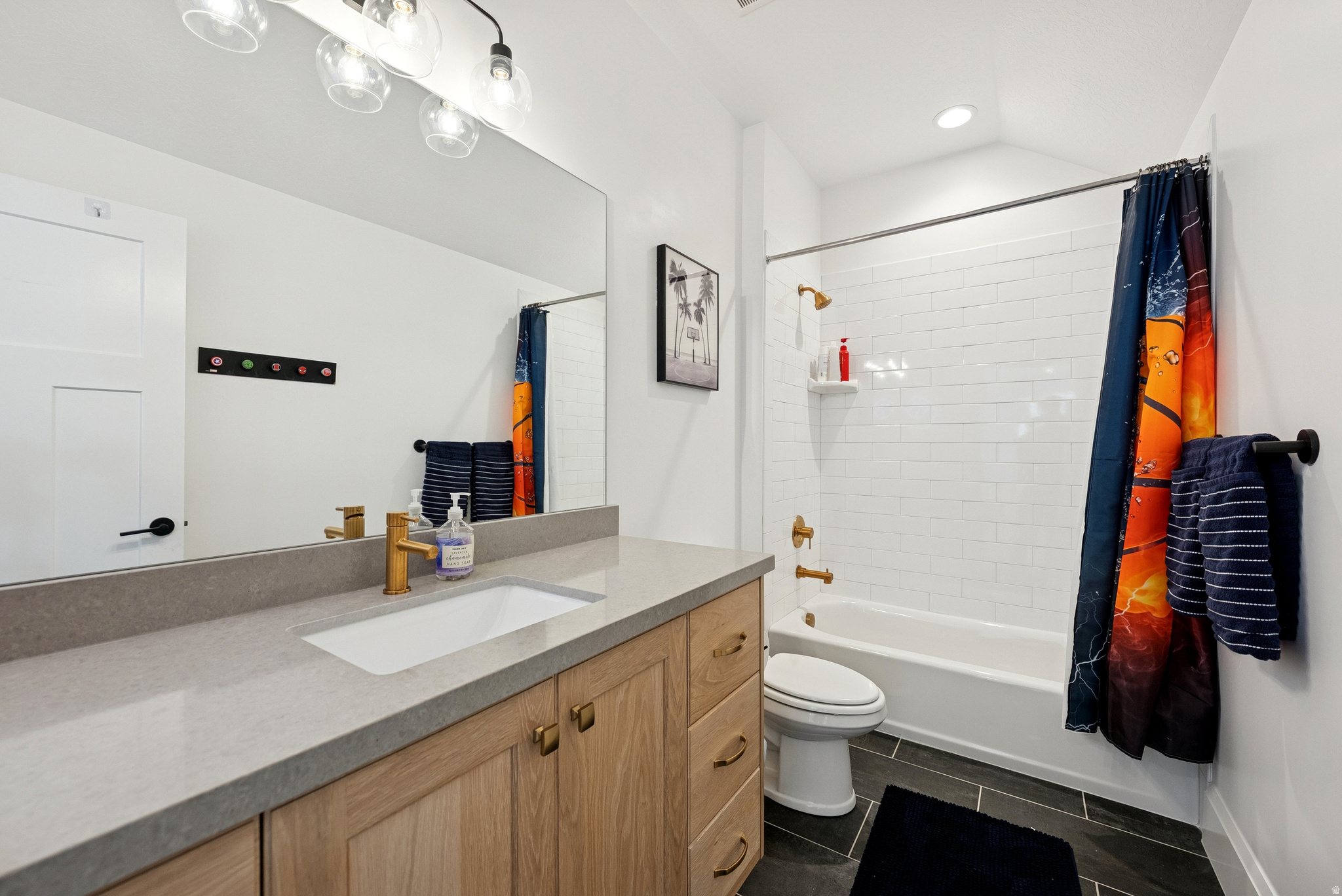 DAYBREAK - Residential