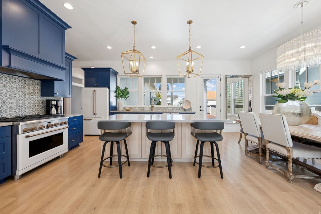 Photo of 10888 S LAKE ISLAND DR #166, South Jordan, UT 84009 (MLS # 2120200)