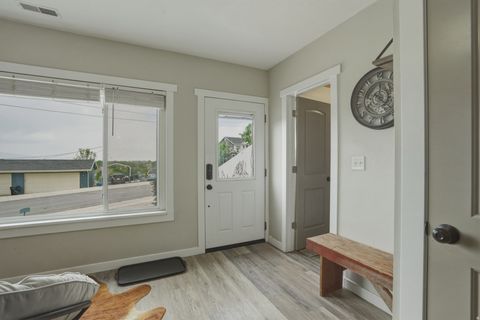 Tiny photo for 500 N 800 CIR E, Springville, UT 84663 (MLS # 2153138)