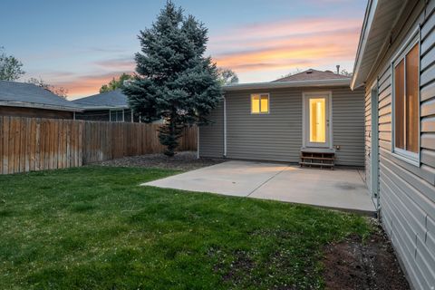 Tiny photo for 162 E COMMONWEALTH AVE, Salt Lake City, UT 84115 (MLS # 2151395)
