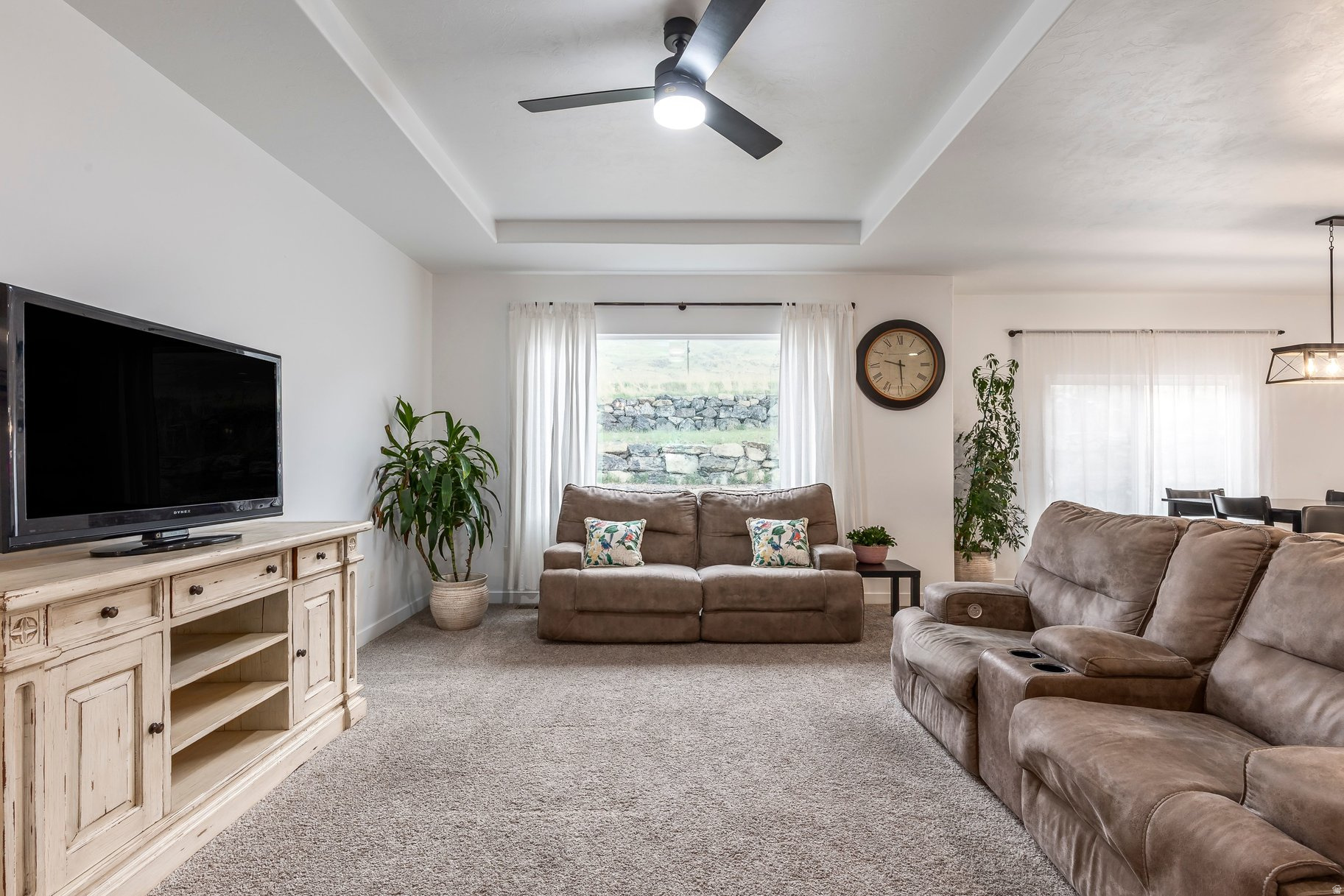 PASTURES AT SADDLEBACK - Residential