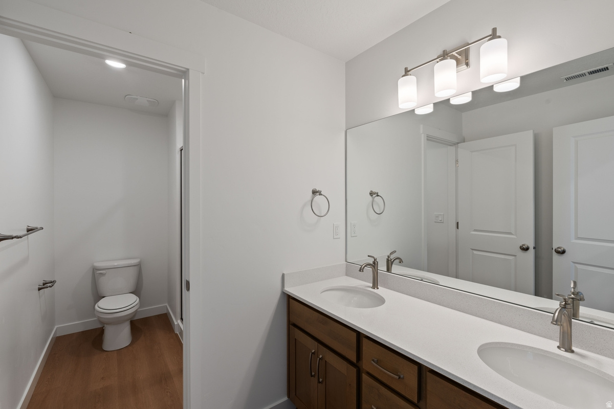 TRAILSIDE - Residential