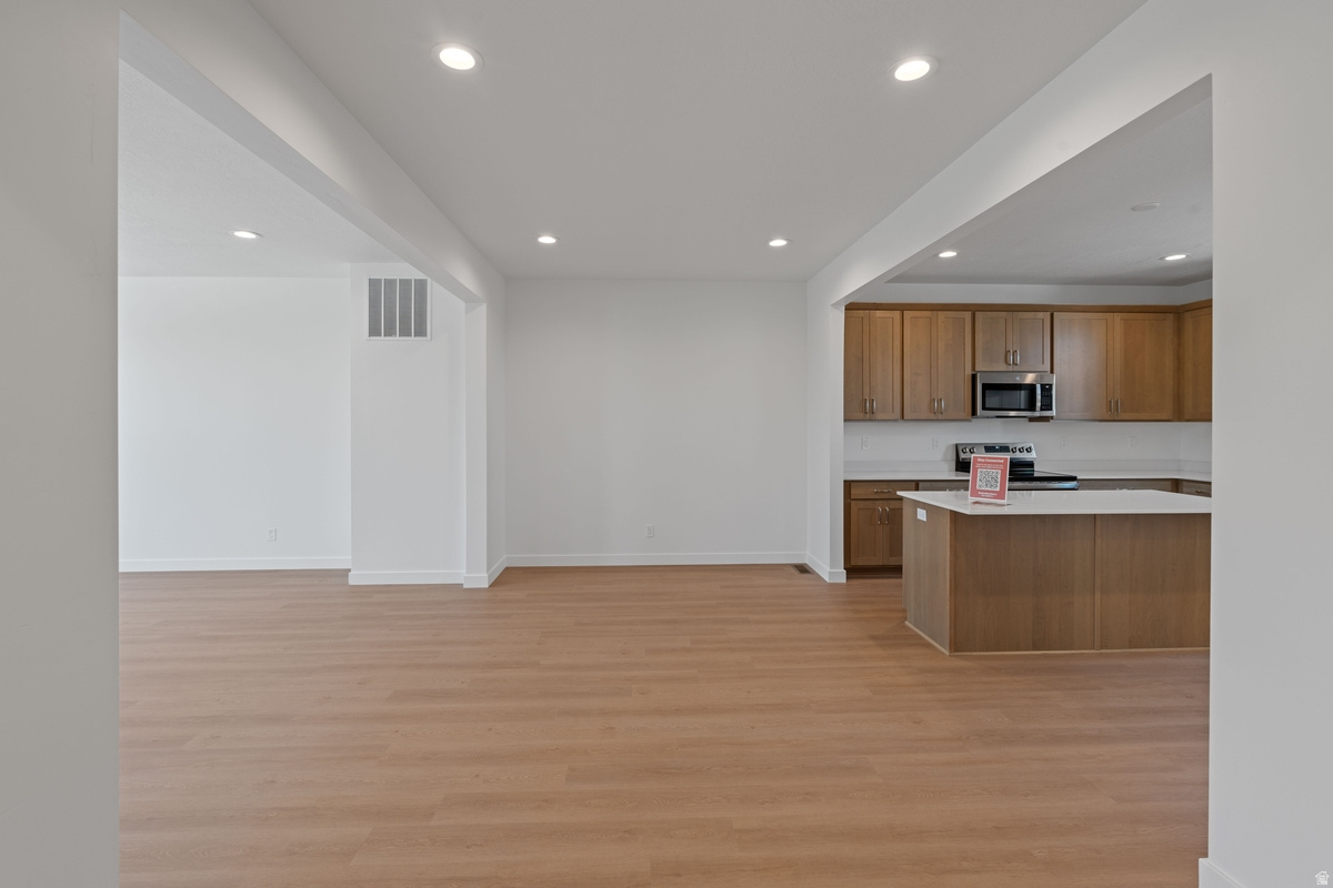 TRAILSIDE - Residential