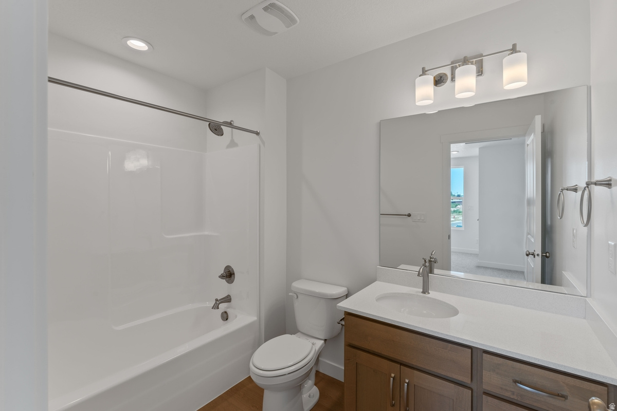 TRAILSIDE - Residential