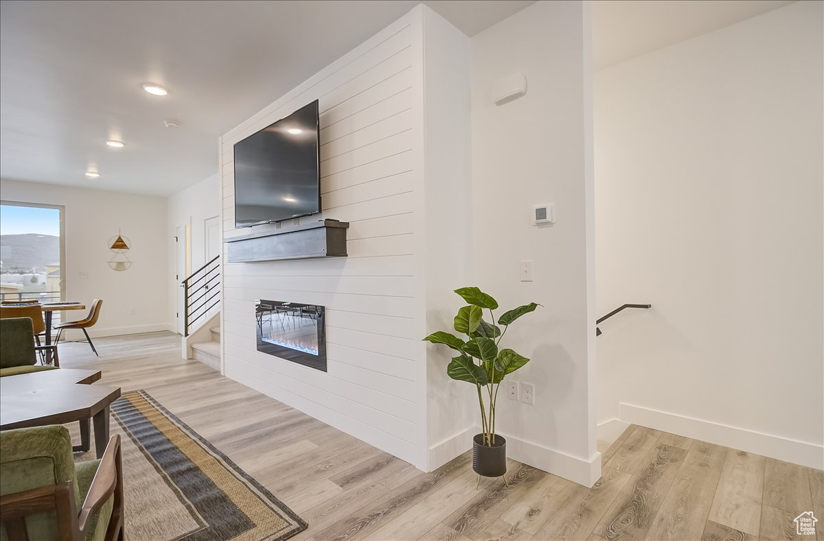 SILVER CREEK - Residential Lease