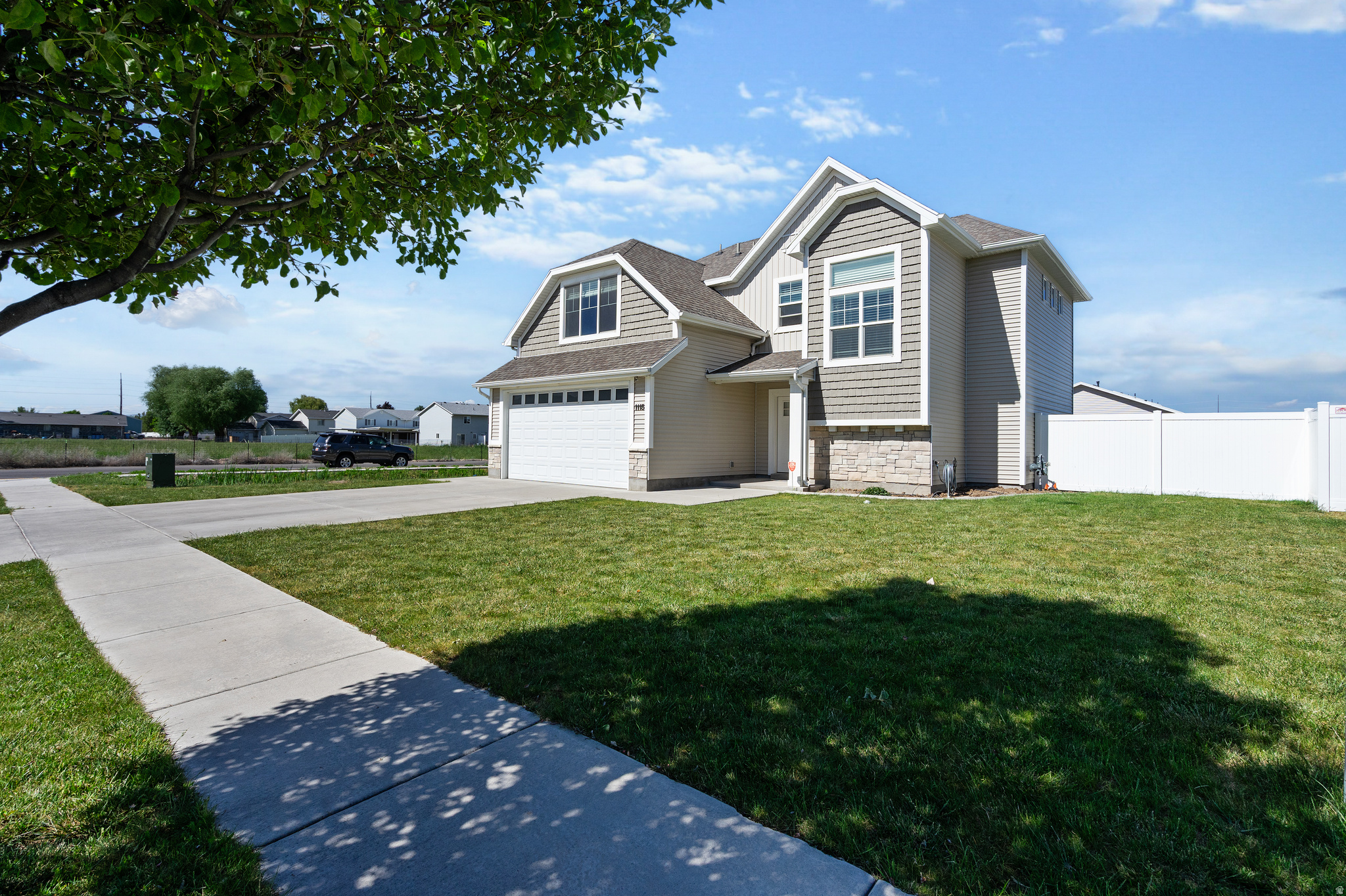 WEST GATE - Residential