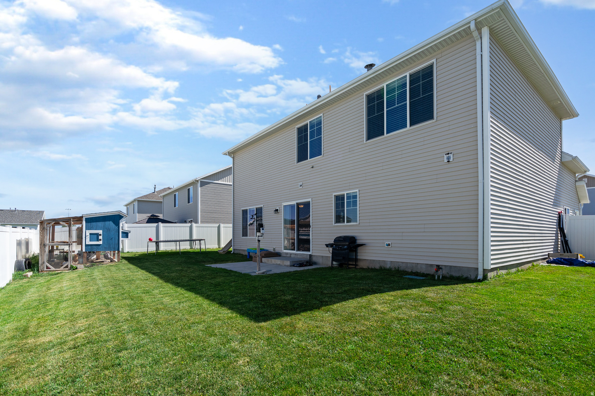 WEST GATE - Residential