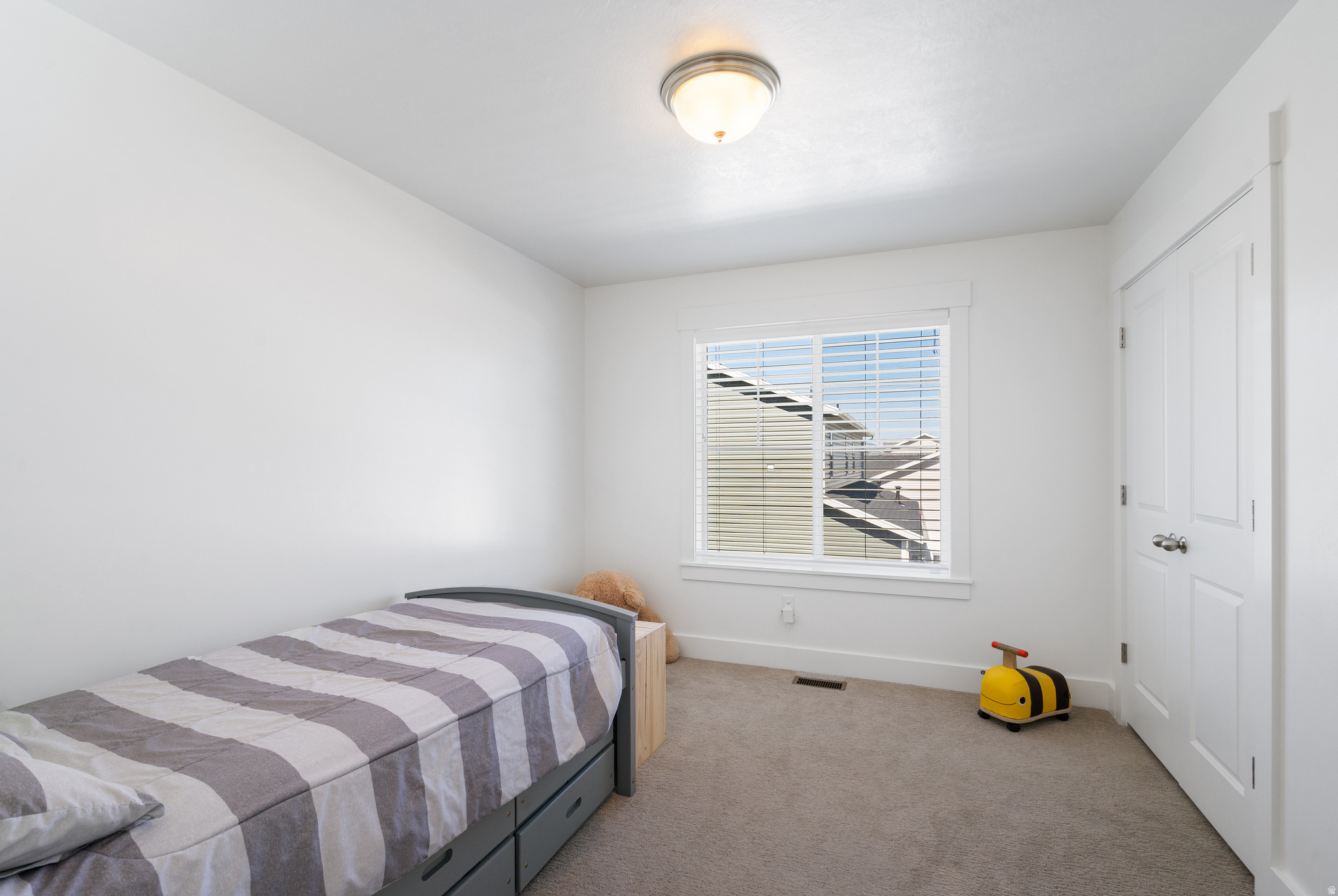 WEST GATE - Residential