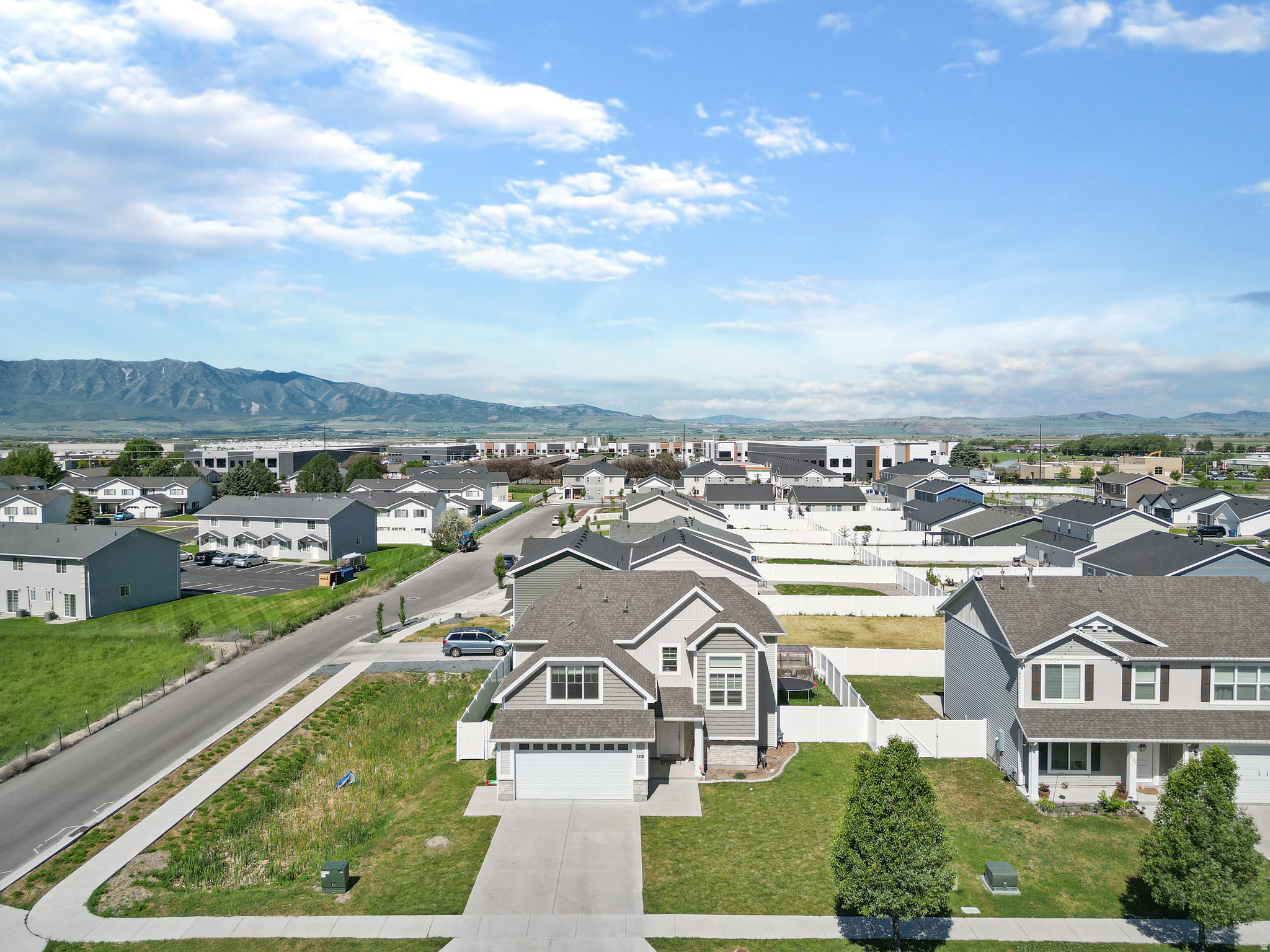 WEST GATE - Residential