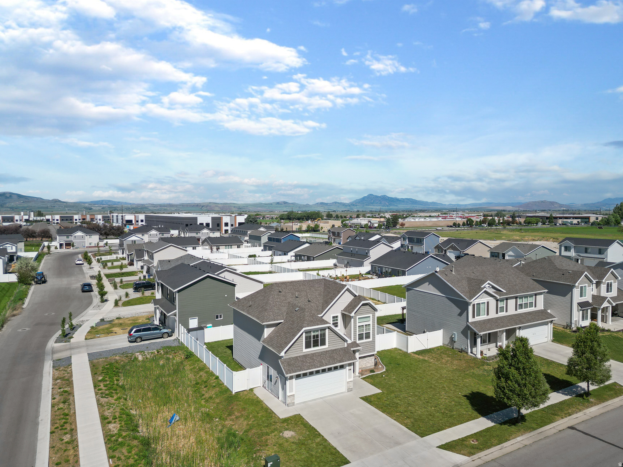 WEST GATE - Residential