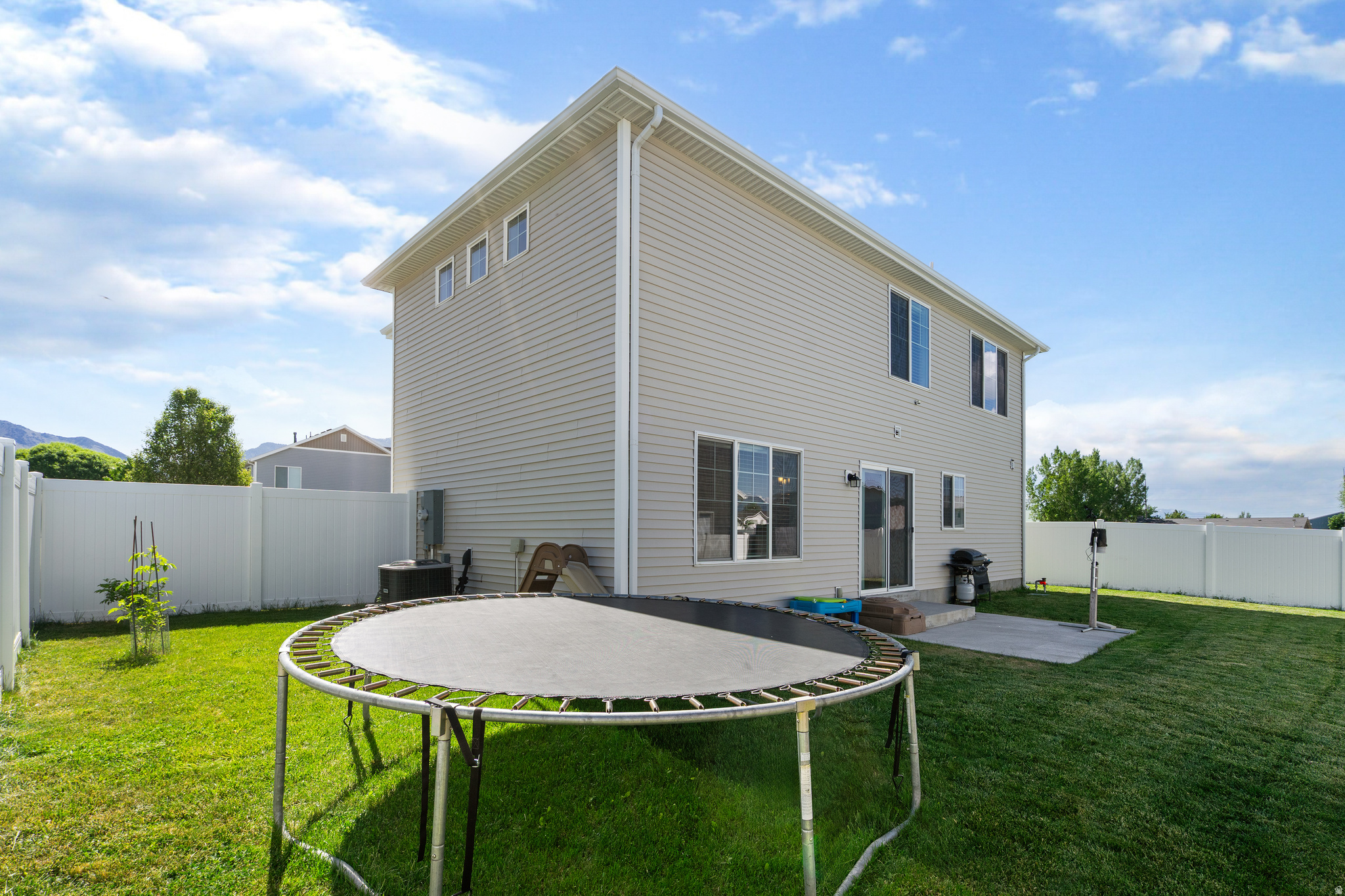 WEST GATE - Residential