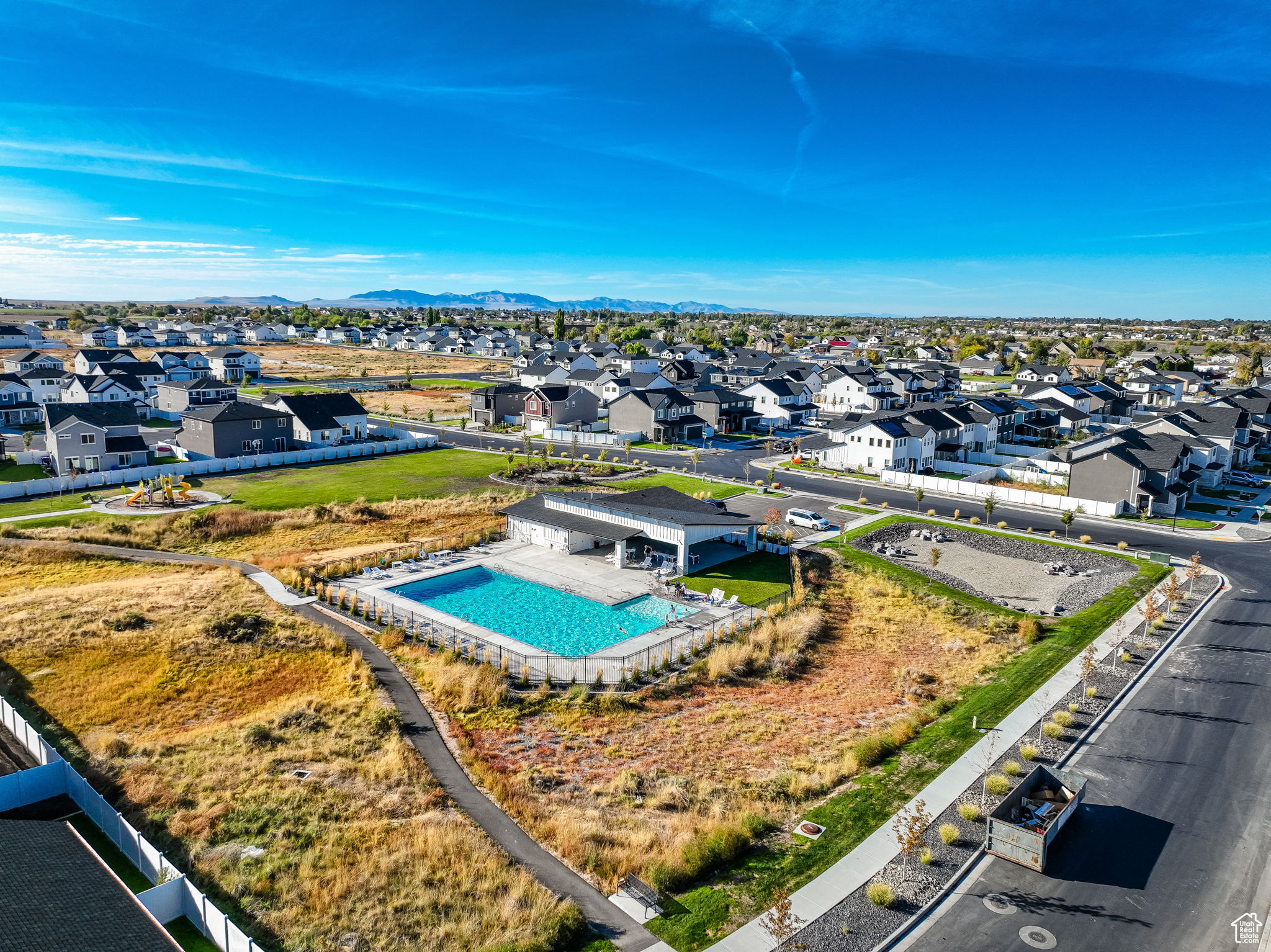 BAYVIEW AT SHORELINE - Residential