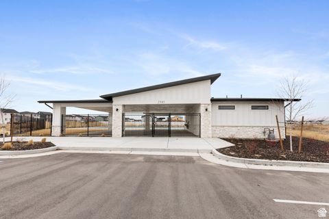 Tiny photo for 3158 S 2550 W, Syracuse, UT 84075 (MLS # 2115566)