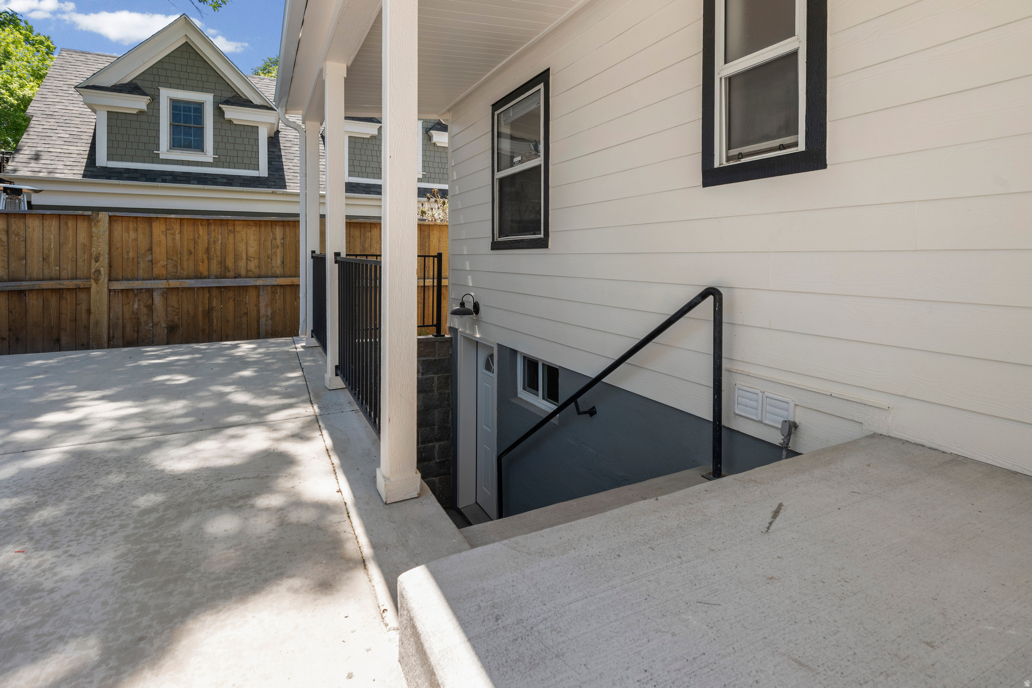 AVENUES - Residential