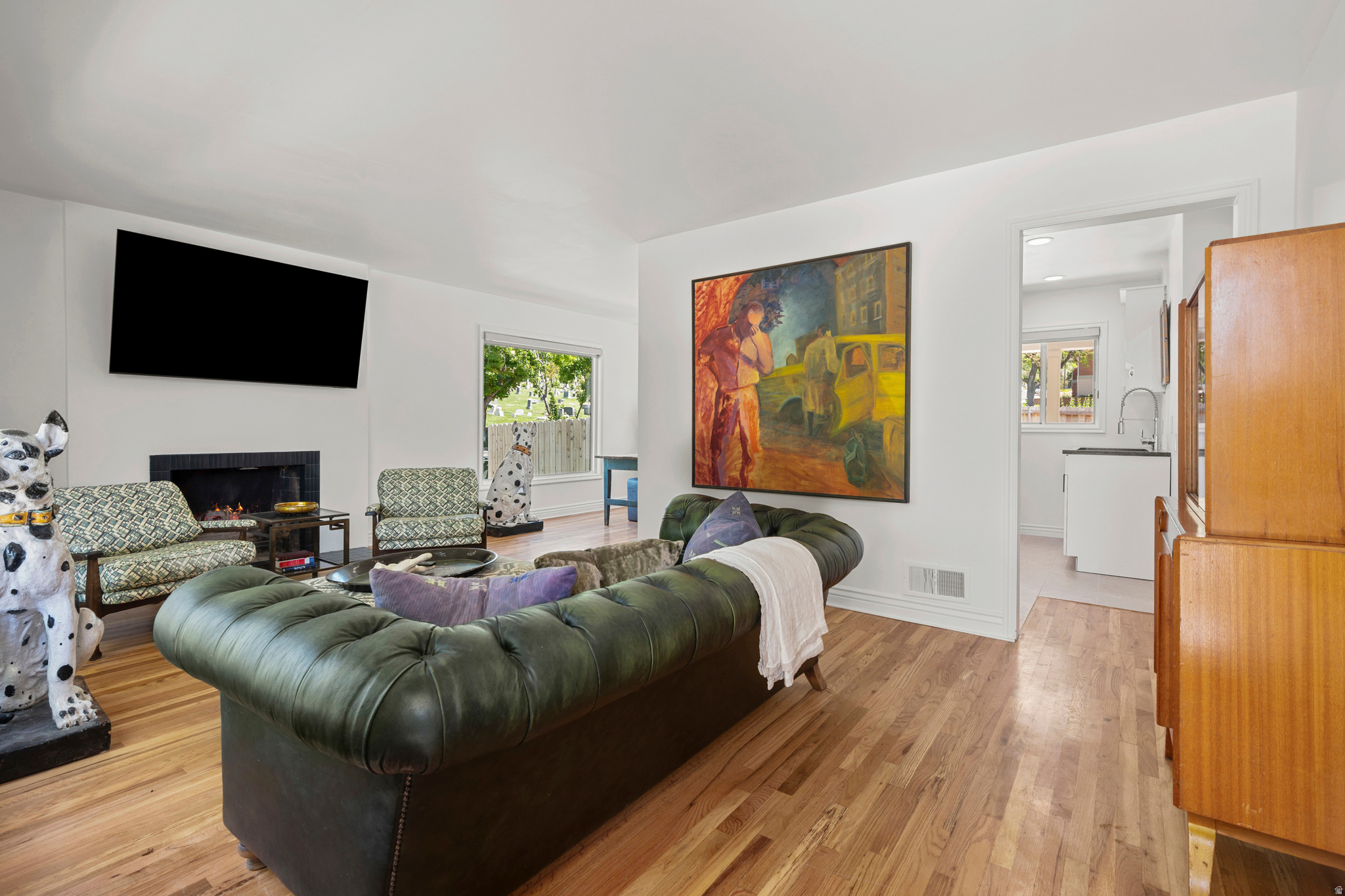 AVENUES - Residential