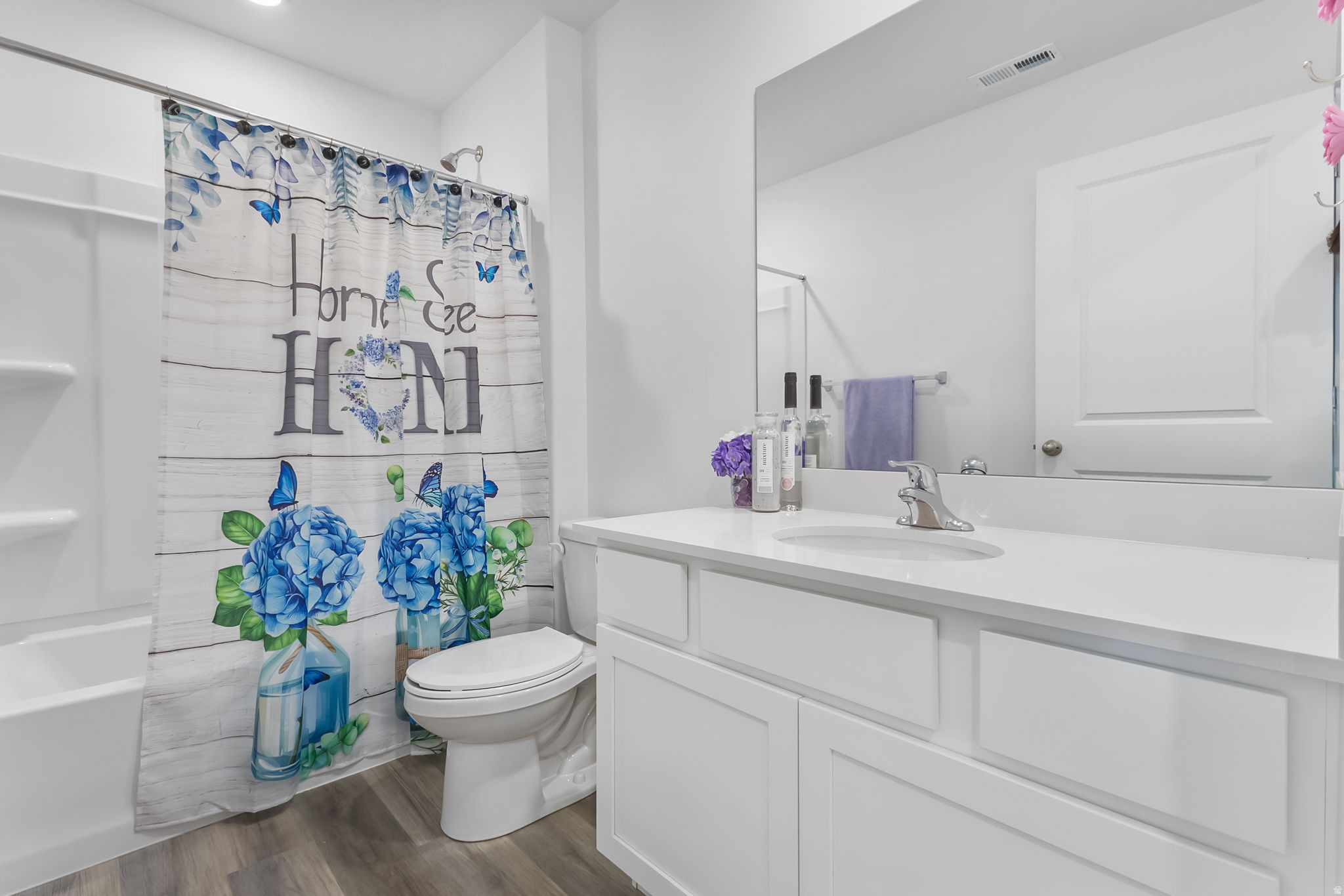 QUIET VALLEY - Residential