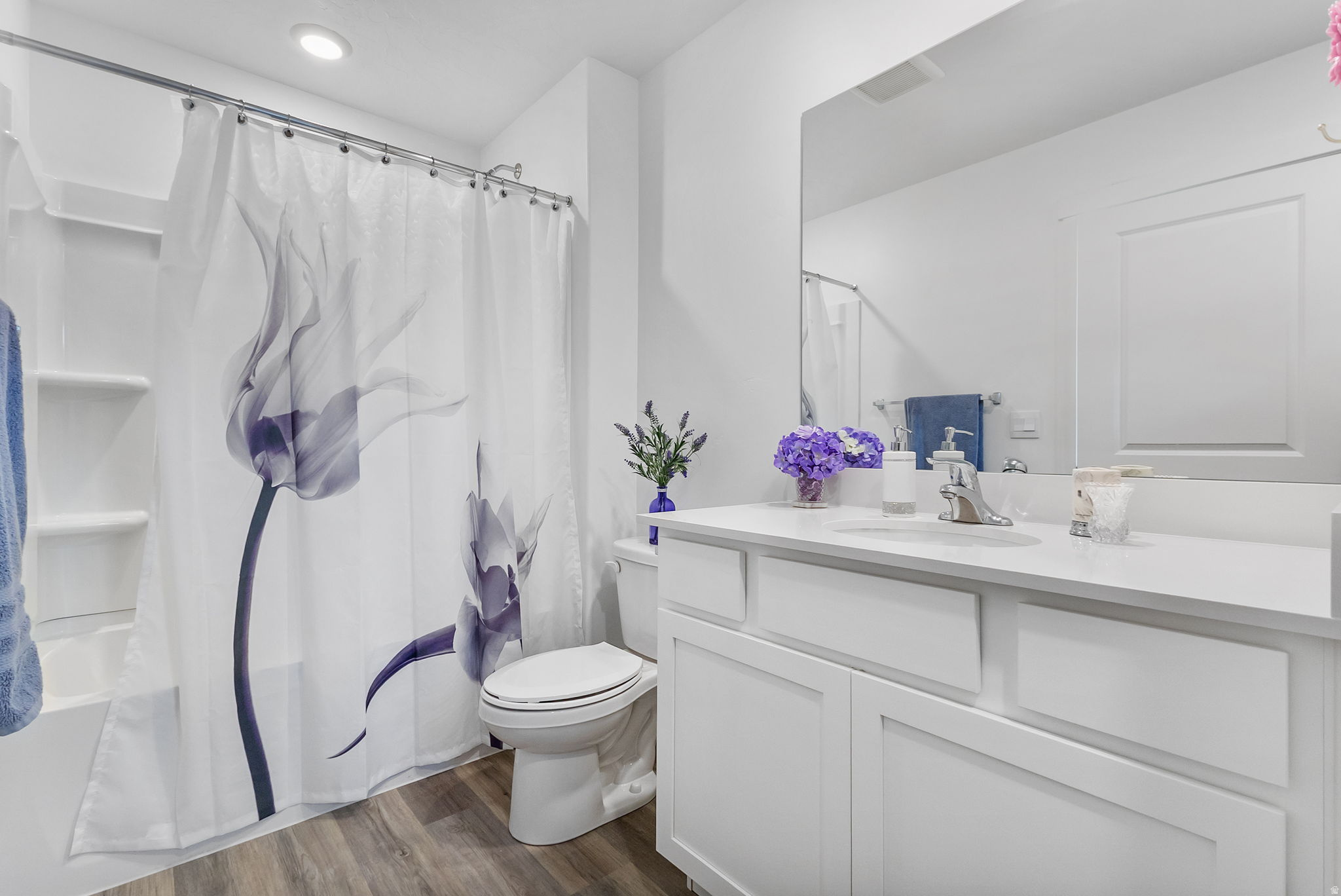 QUIET VALLEY - Residential