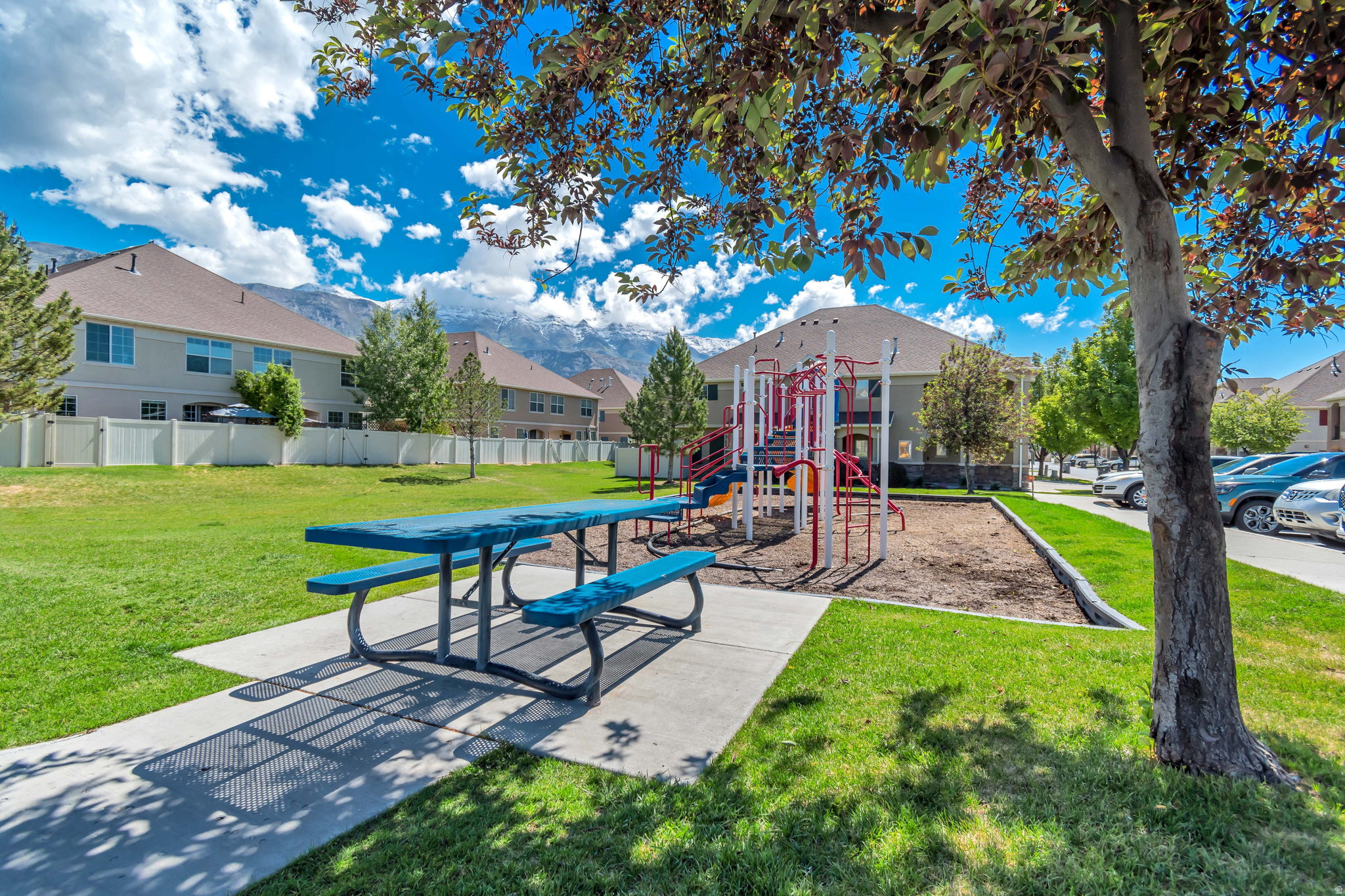 CAMBRIA - Residential