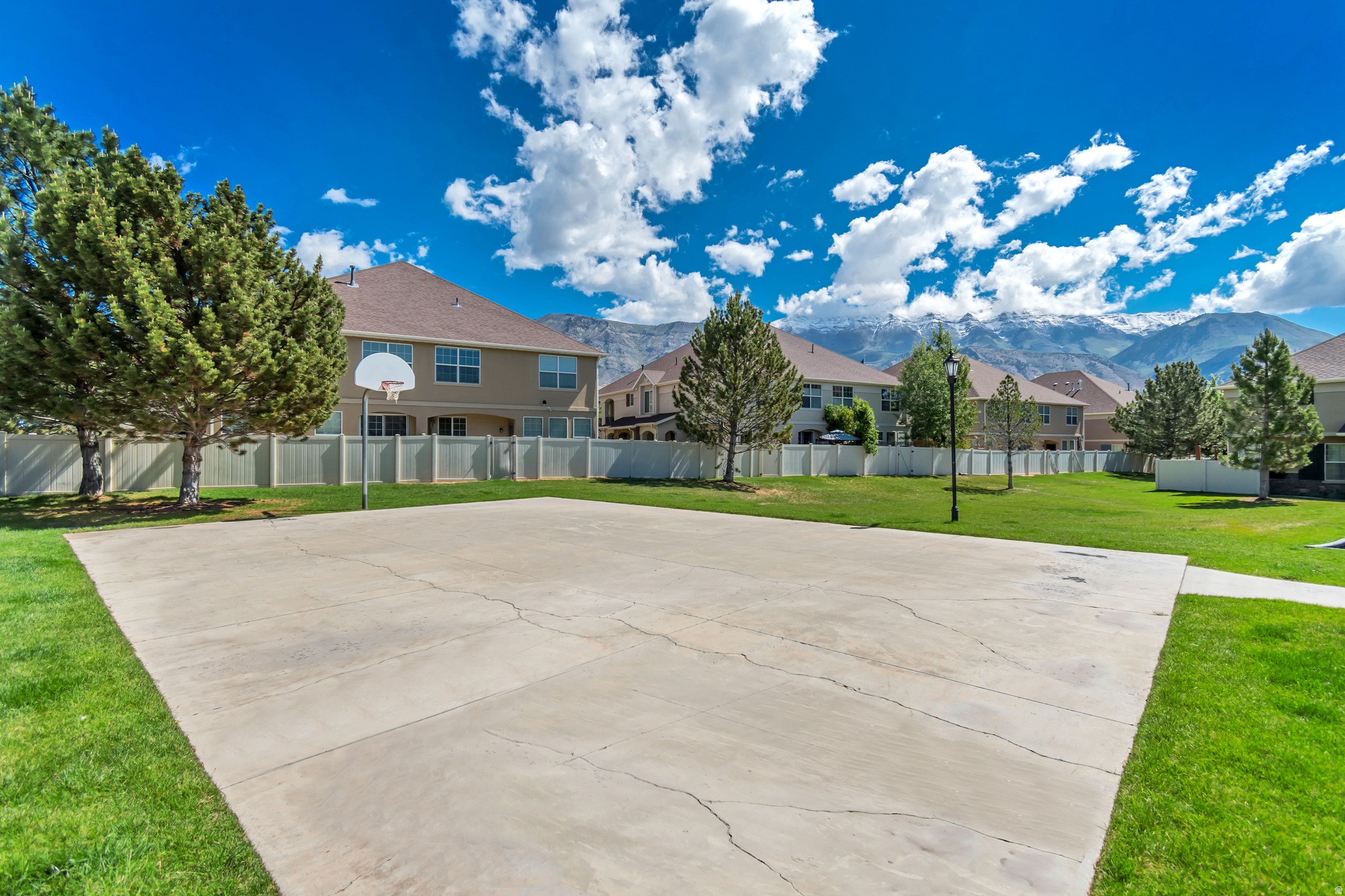 CAMBRIA - Residential