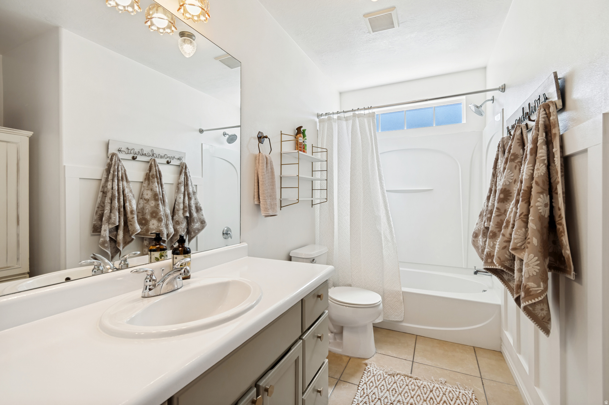 CAMBRIA - Residential