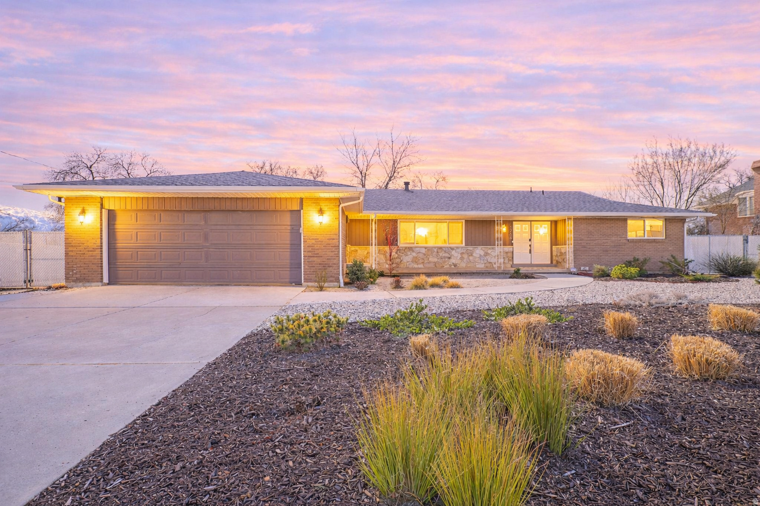 DILLON ACRES - Residential